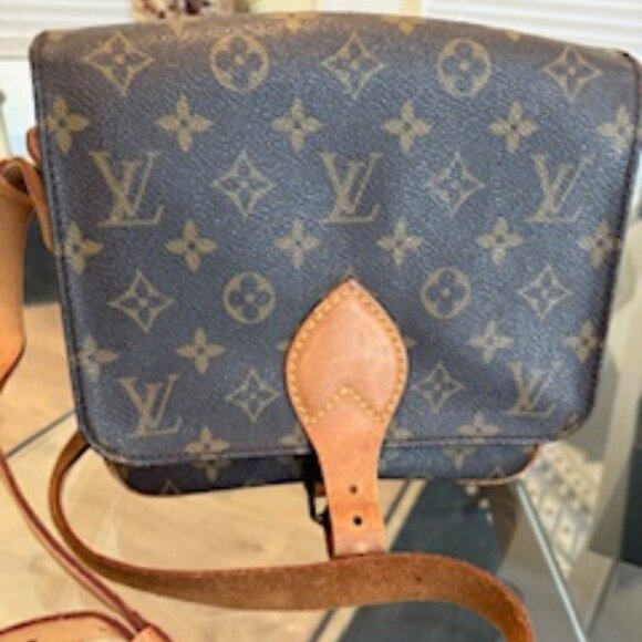 Louis Vuitton Monogram Cartouchiere 22 Vintage Crossbody - Picture 1 of 7